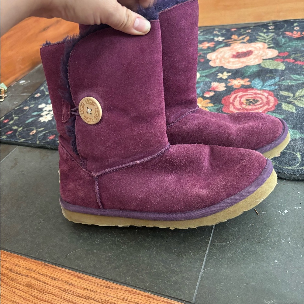 UGG Women's Classic Short Boots
Purple